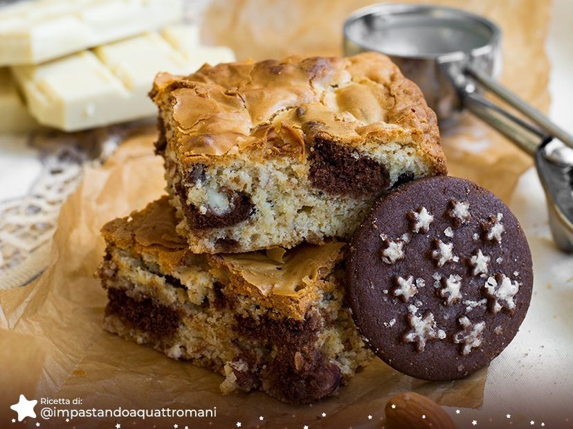 
Blondies al Cioccolato Bianco e Biscotti
