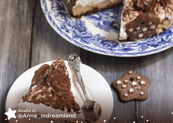 Charlotte di pan di stelle e mousse al caffè