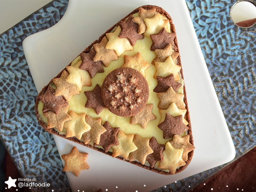 Torta di frolla con crema e Pan di Stelle
Torta di frolla con crema e Pan di Stelle