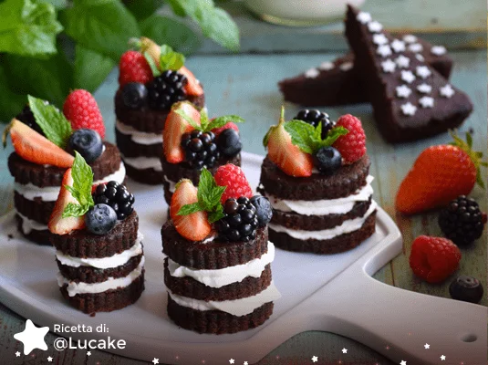 Mini naked cake Pan di Stelle Mini naked cake Pan di Stelle