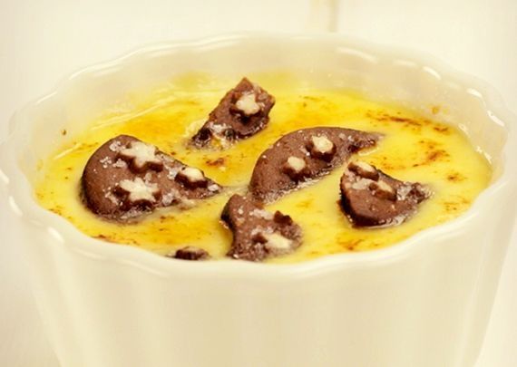 
Crème brûlée ai biscotti Pan di Stelle
