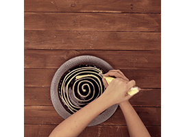 disegnare una spirale sulla torta ragnatela disegnare una spirale sulla torta ragnatela