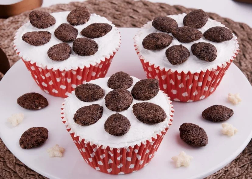 
Mini crust di stelle con crema alla banana
