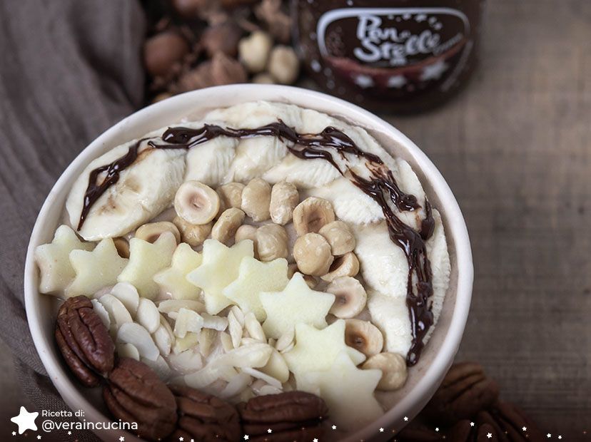 
Smoothie Bowl con frutta e Crema Pan di Stelle
