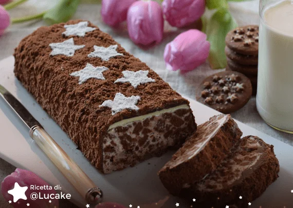 Lingotto al cioccolato bianco e Pan di Stelle
Lingotto al cioccolato bianco e Pan di Stelle