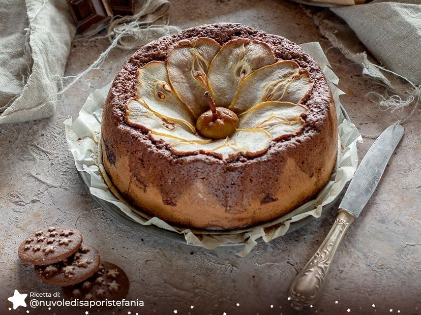 Torta Pan di Stelle, pere e cioccolato Torta Pan di Stelle, pere e cioccolato