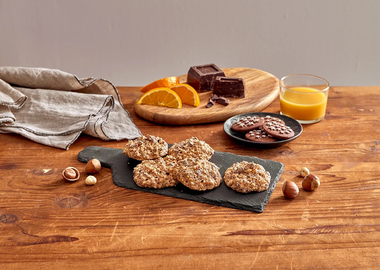 
Biscotti con albume e cioccolato: la ricetta veloce per biscottini morbidi e gustosi
