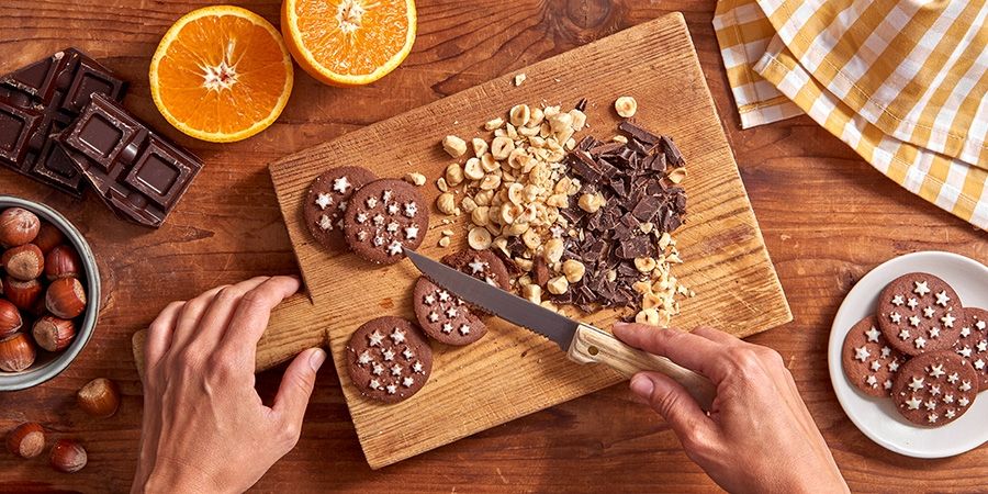 Biscotti con albume e cioccolato - la ricetta veloce per biscottini morbidi e gustosi_step1 Biscotti con albume e cioccolato - la ricetta veloce per biscottini morbidi e gustosi_step1